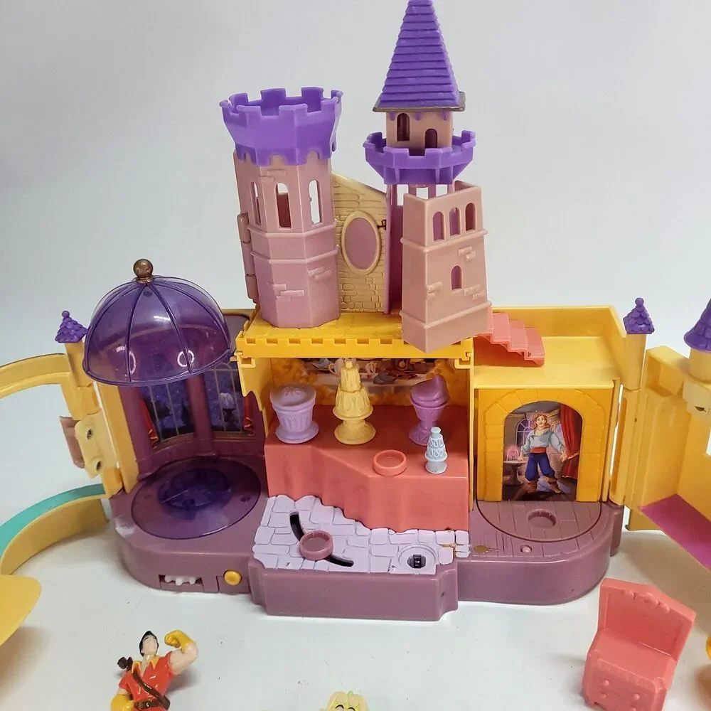 Beauty & the‎ Beast Glowing Mirror Castle 2002 Hasbro Wonderland Skate Lot Figs